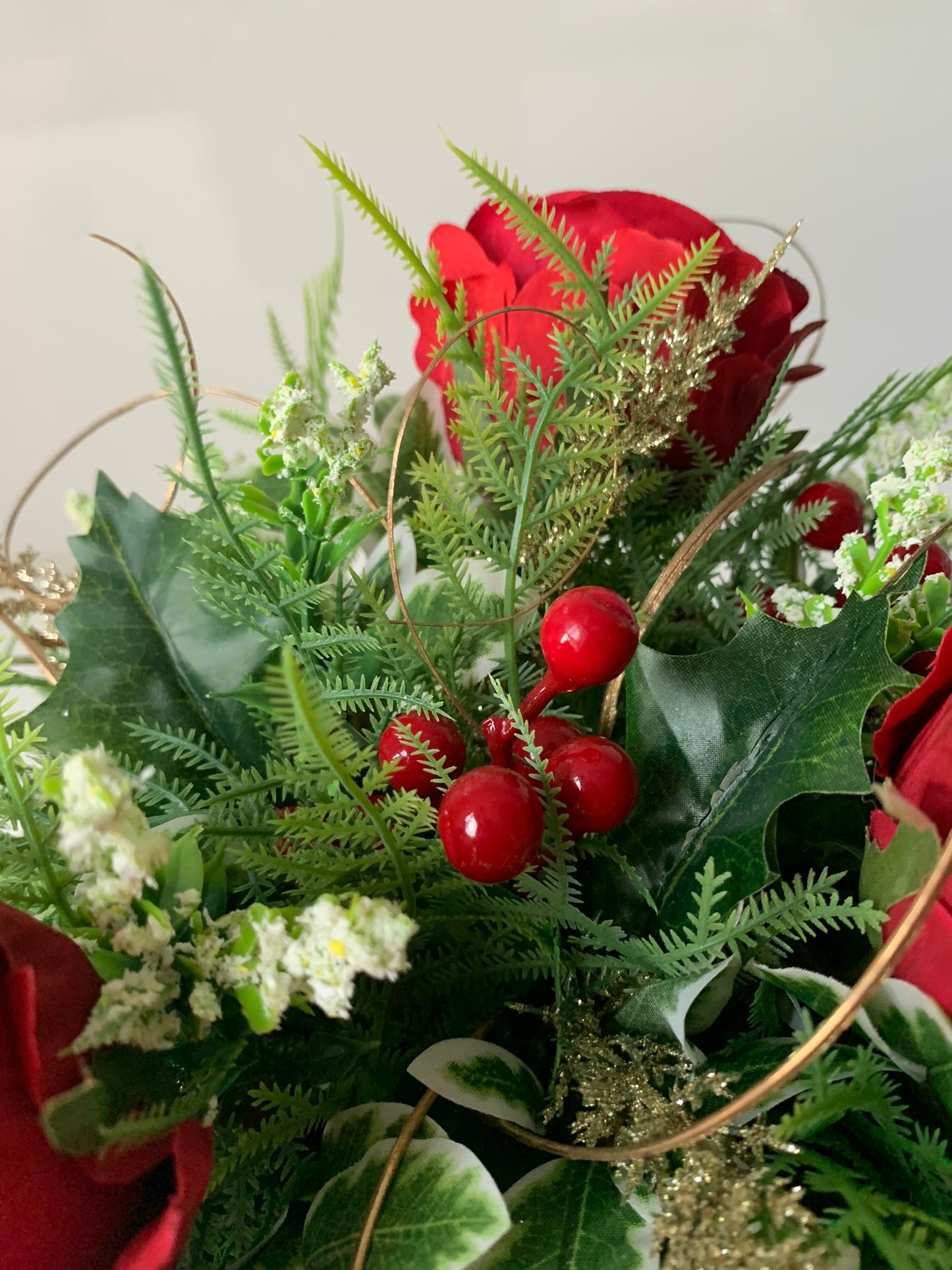 Red Rose Christmas Flower Arrangement
